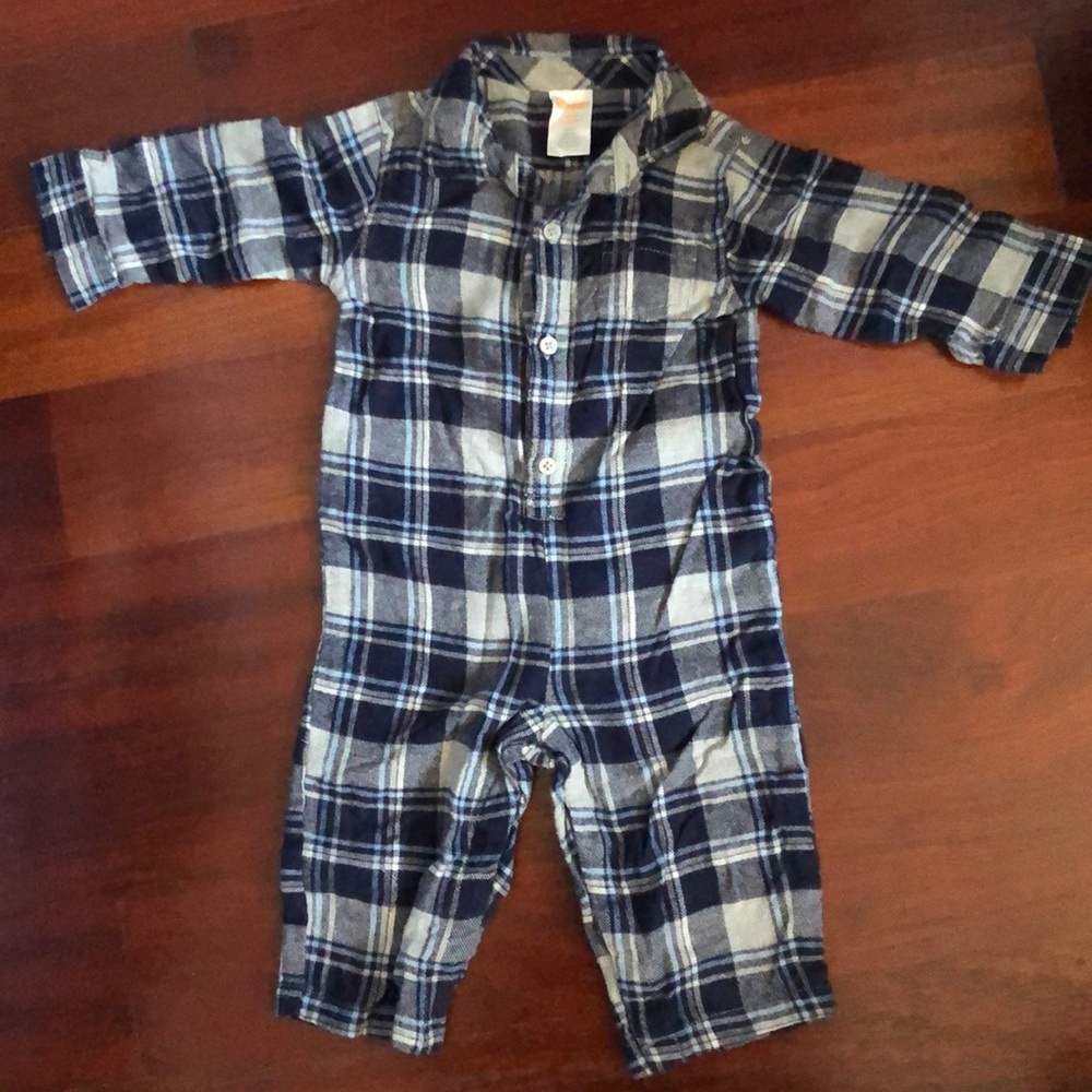12–18month GYMBOREE onesie